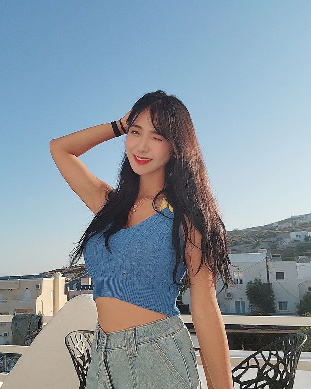 Jinnytty Bio, Wiki, Age, Body Measurement, Parent, Siblings, Career