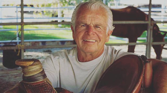 William Devane | Bio, Age, DOB, Height, Movies and Tv Shows, Weight