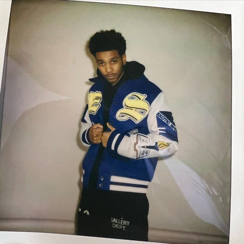 Brett Gray Bio, Wiki, Age, DOB, Height, Weight, Movies and Tv Shows