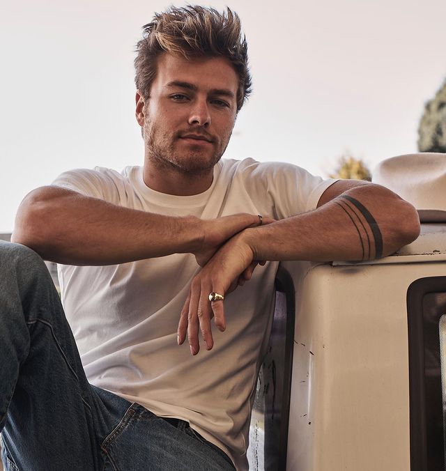 Peyton Meyer Bio, Age, Height, Early Life, Career, Parents, Family